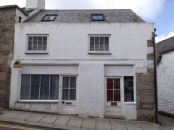 2 Bedroom End of Ter...