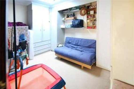 4 Bedroom End of Ter...
