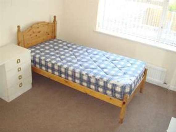 4&nbsp;Bedroom&nbsp;Semi-Detac...