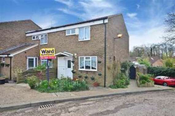 2 Bedroom End of Ter...