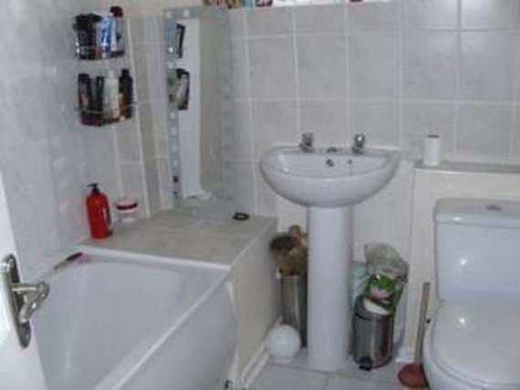3 Bedroom Semi-Detac...