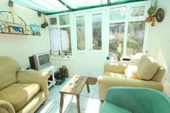 4&nbsp;Bedroom&nbsp;Semi-Detac...