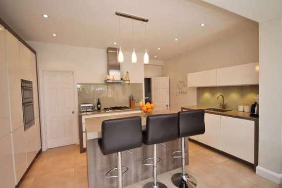 4 Bedroom Semi-Detac...