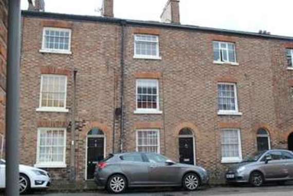 4 Bedroom Terraced