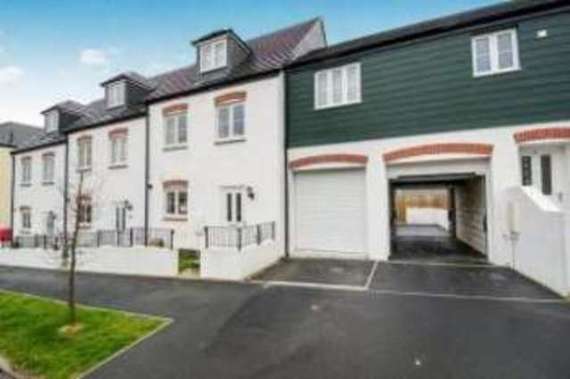 4 Bedroom Terraced