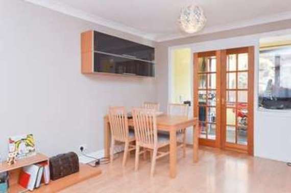 3 Bedroom Semi-Detac...