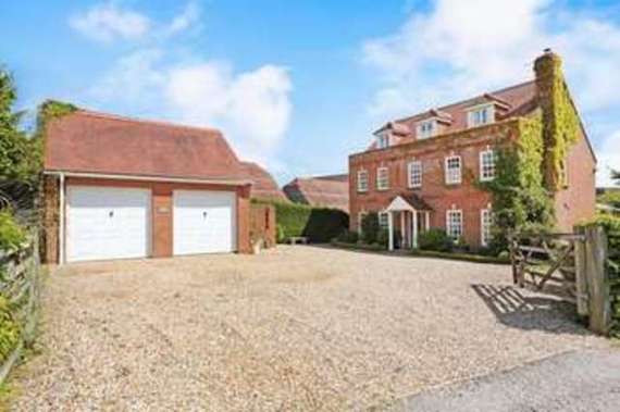 6&nbsp;Bedroom&nbsp;Detached