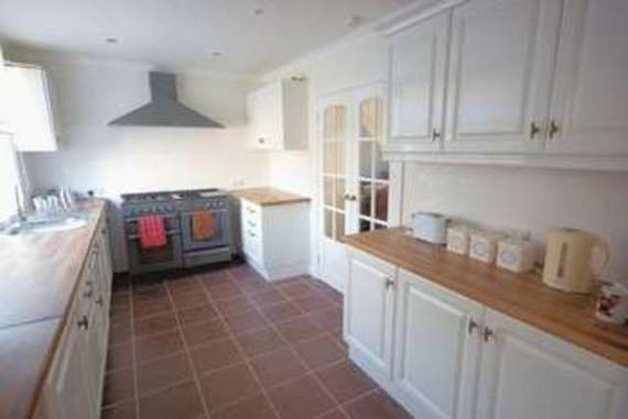 3 Bedroom Semi-Detac...