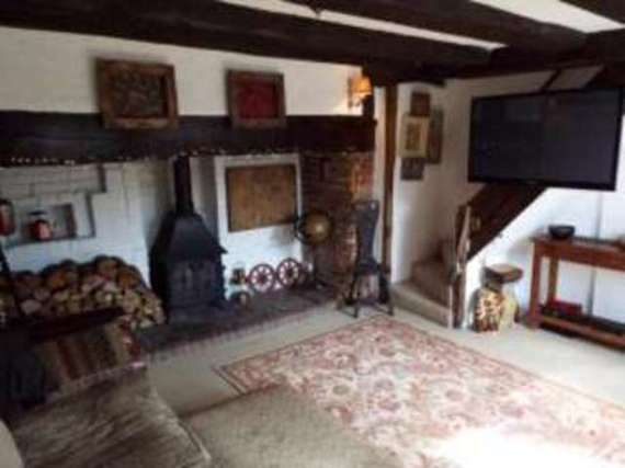 3 Bedroom End of Ter...