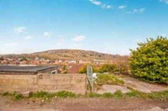 2 Bedroom Bungalow