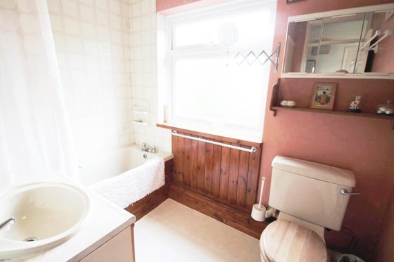 2&nbsp;Bedroom&nbsp;Detached