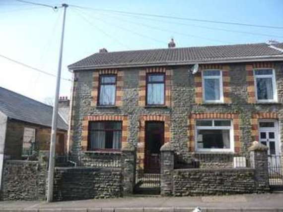 2 Bedroom End of Ter...