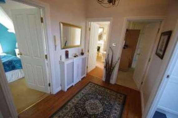2 Bedroom Flat