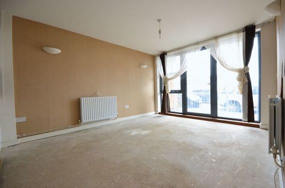 1 Bedroom Flat