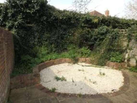 2&nbsp;Bedroom&nbsp;End of Ter...