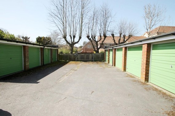 2 Bedroom Flat