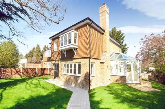 5 Bedroom Detached