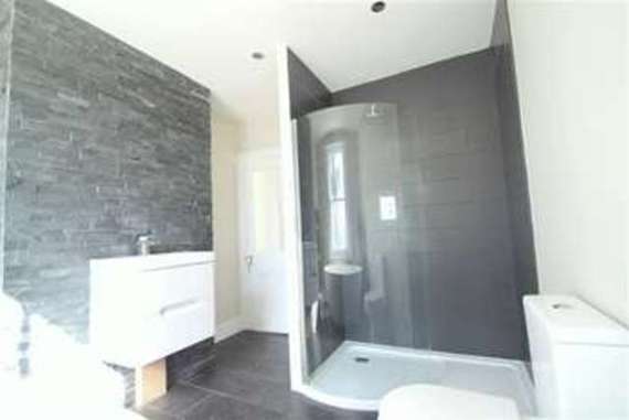 6 Bedroom Detached