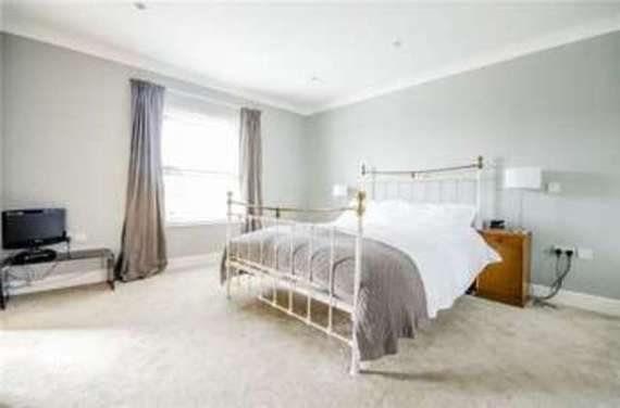 4&nbsp;Bedroom&nbsp;Detached