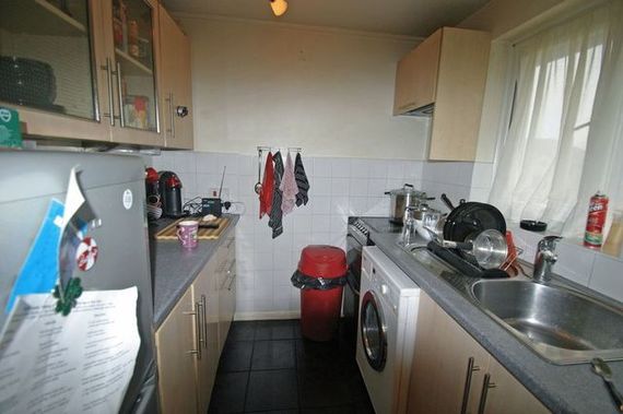 1 Bedroom Houses
