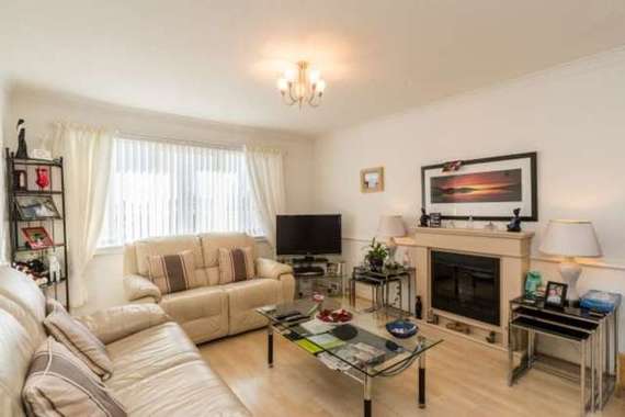 3 Bedroom End of Ter...