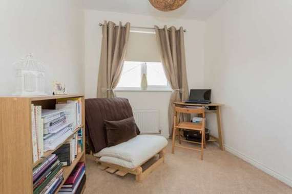 3 Bedroom Semi-Detac...