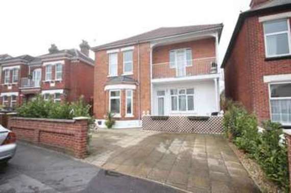 2 Bedroom Flat