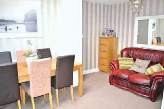 5 Bedroom Detached