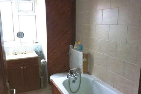 2 Bedroom Flat
