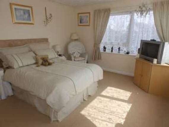5 Bedroom Detached