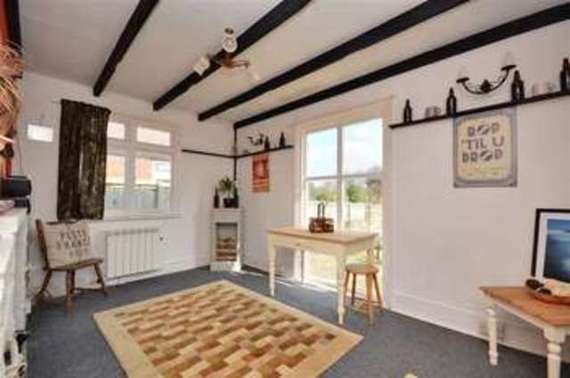 2 Bedroom Bungalow