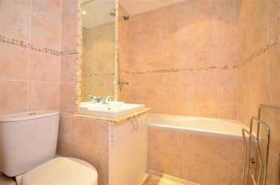 3&nbsp;Bedroom&nbsp;Semi-Detac...