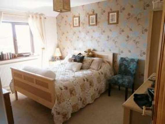 3 Bedroom Semi-Detac...