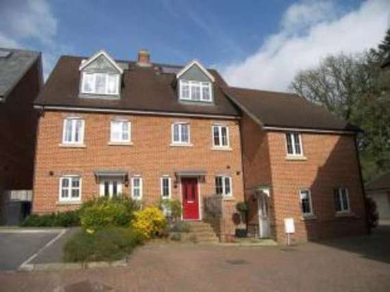 3 Bedroom Town House