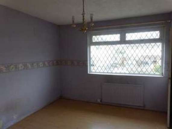 3 Bedroom End of Ter...