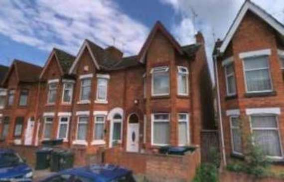 4 Bedroom End of Ter...