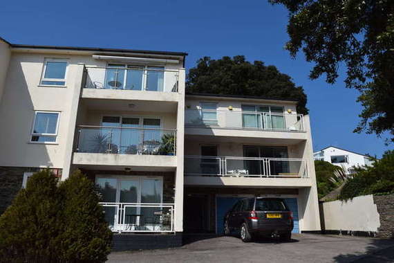 2 Bedroom Flat