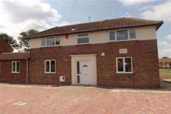 2 Bedroom Flat