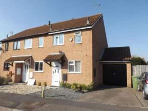 2 Bedroom End of Ter...