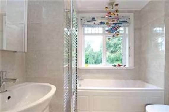 6 Bedroom Detached