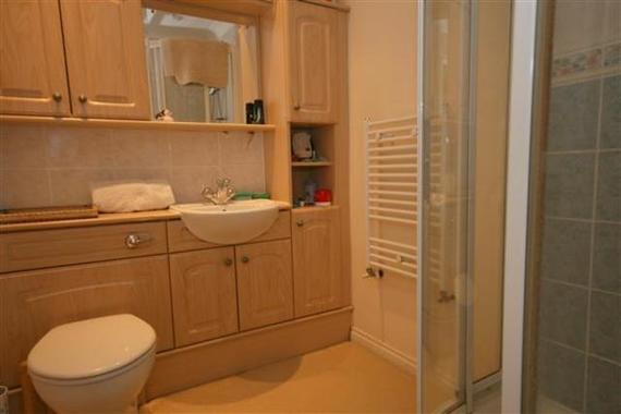 5 Bedroom Detached