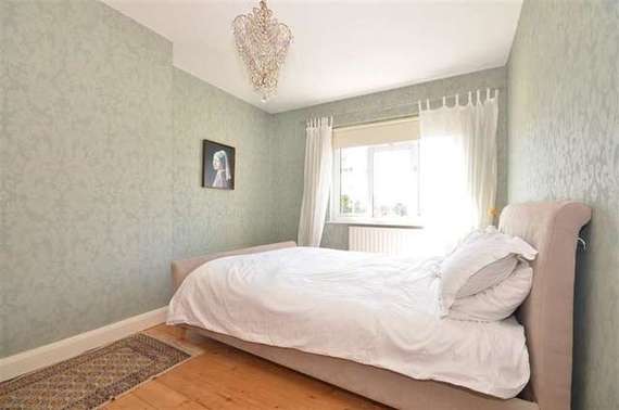 3 Bedroom Semi-Detac...