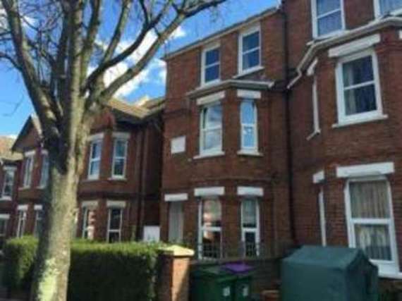 4 Bedroom End of Ter...