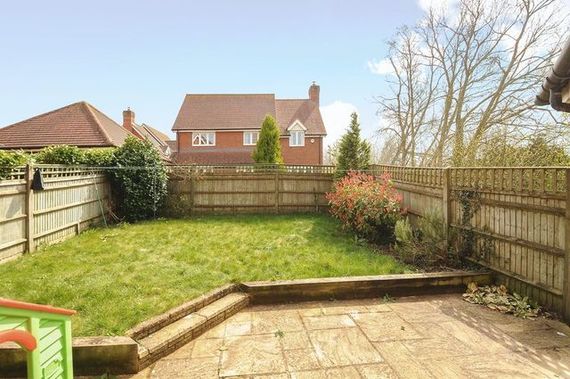 5 Bedroom Semi-Detac...