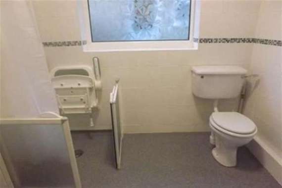 2 Bedroom Bungalow