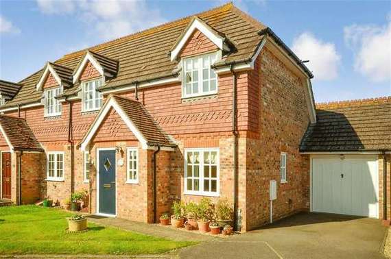 3&nbsp;Bedroom&nbsp;Semi-Detac...