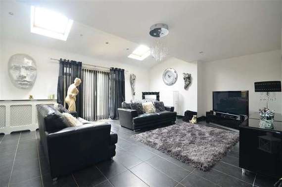 3 Bedroom Terraced