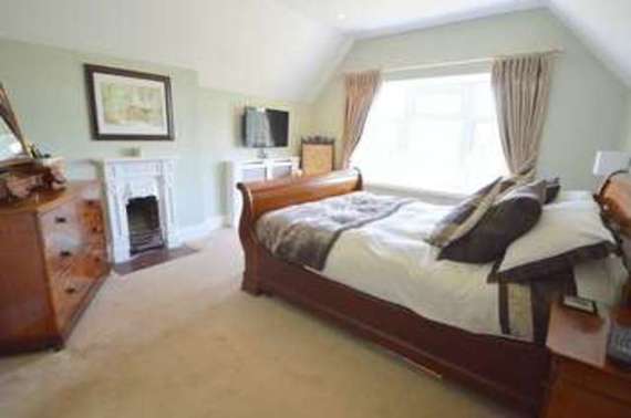 5 Bedroom Detached
