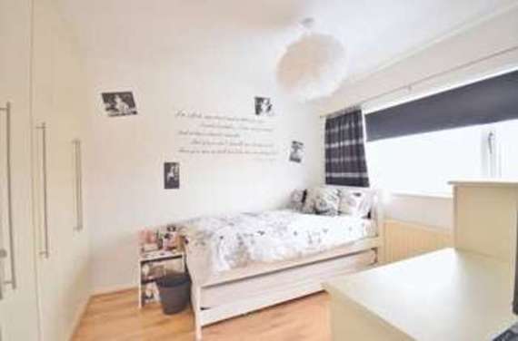 3&nbsp;Bedroom&nbsp;Semi-Detac...