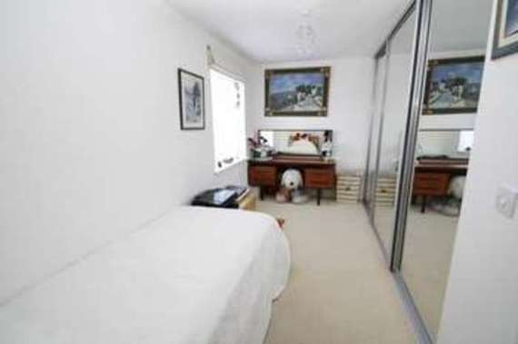 2 Bedroom Flat
